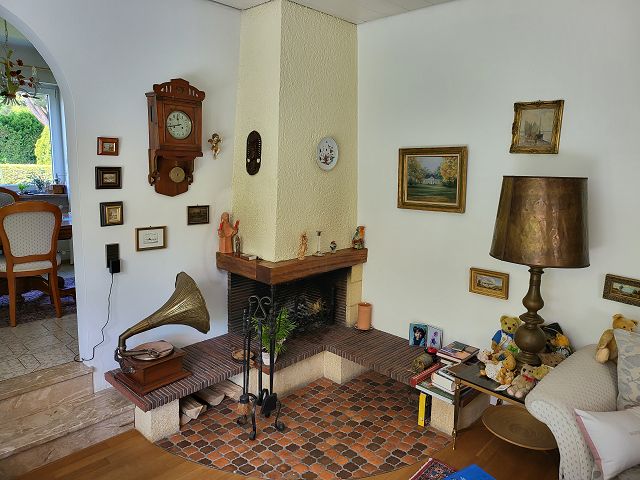 Wohnzimmer mit Kamin Wohnzimmer mit Kamin